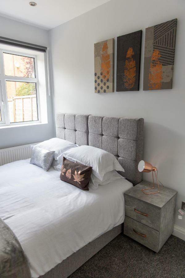 London Northwick Park Serviced Apartments By Riis Property Harrow Eksteriør billede