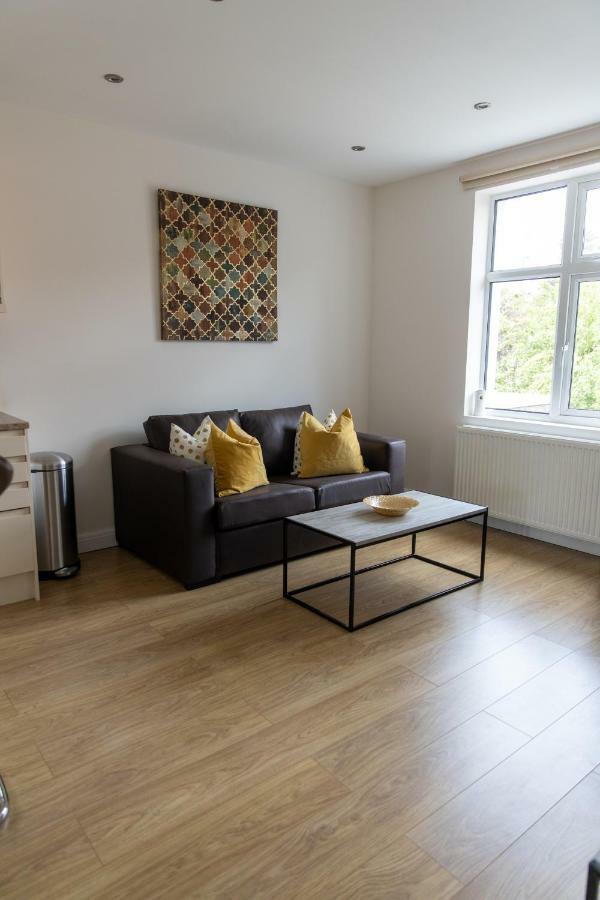 London Northwick Park Serviced Apartments By Riis Property Harrow Eksteriør billede