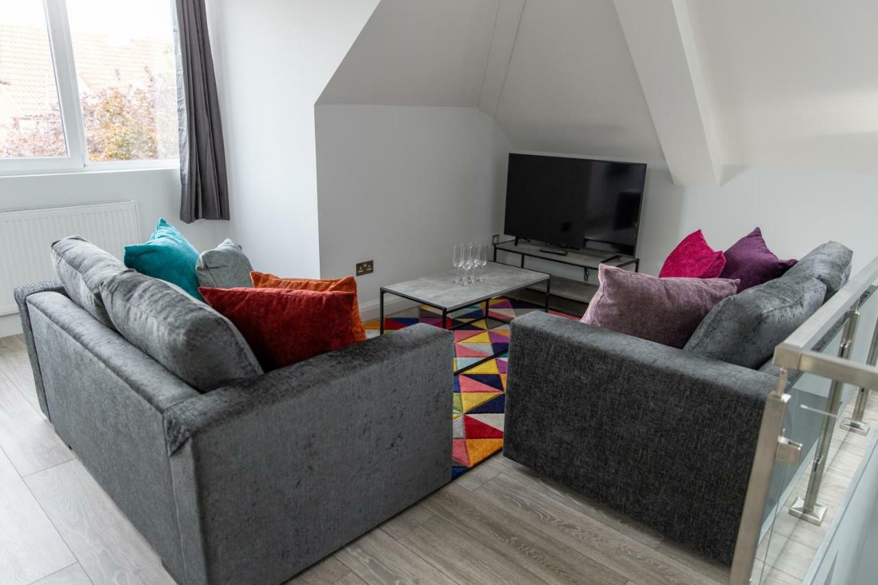 London Northwick Park Serviced Apartments By Riis Property Harrow Eksteriør billede